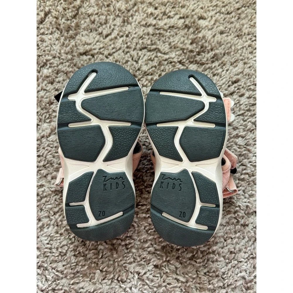 Disney Zara I Pink Minnie Mouse Sandals I Size 5 I Character Embellishments